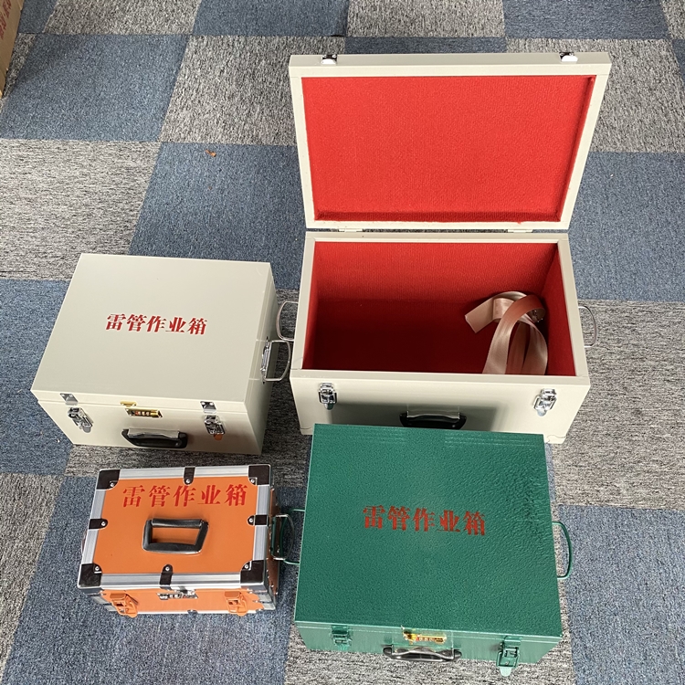 宽甸爆破工程作业箱如何选择？玻璃钢与传统材质的全面对比
